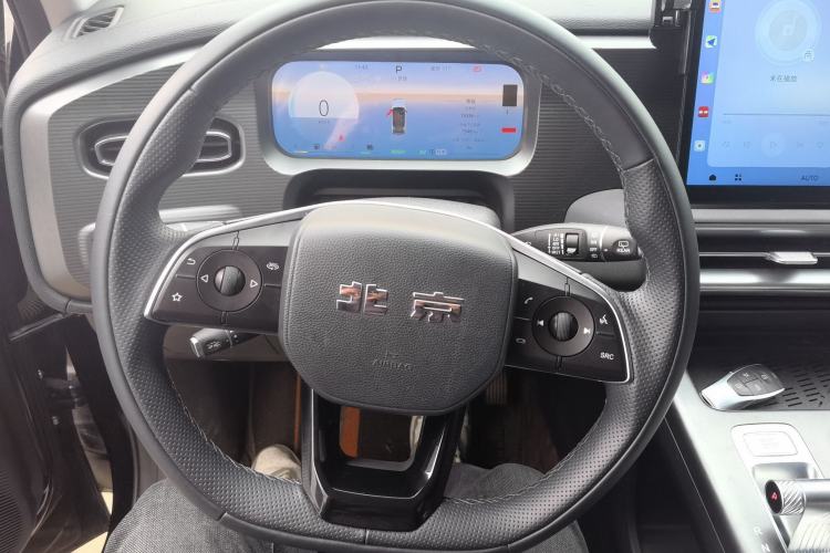Used BAIC Off-Road BJ30 2024 1.5T Magic Electric Drive Advanced Version Steering Wheel