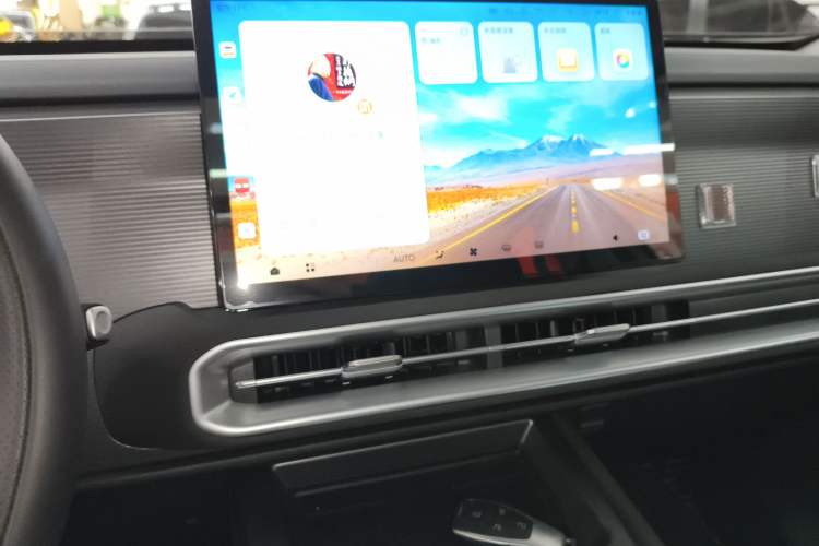 Used BAIC Off-Road BJ30 2024 1.5T Magic Electric Drive Advanced Version Audio And AC Panel