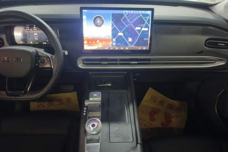 Used BAIC Off-Road BJ30 2024 1.5T Magic Electric Drive Advanced Version Audio And AC Panel