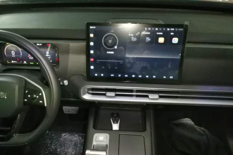 Used BAIC Off-Road BJ30 2024 1.5T Magic Electric Drive Standard Edition Audio And AC Panel