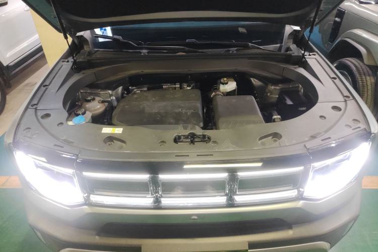 Used BAIC Off-Road BJ30 2024 1.5T Magic Electric Drive Advanced Version Engine Bay