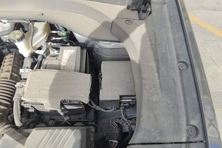 Used BAIC Off-Road BJ30 2024 1.5T Light Wilderness Pro Edition Engine Bay Left