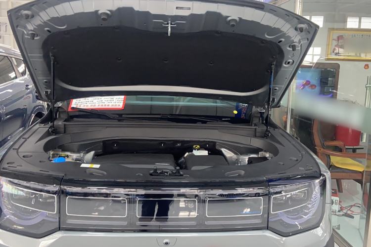Used BAIC Off-Road BJ30 2024 1.5T Magic Electric Drive Advanced Version Engine Bay