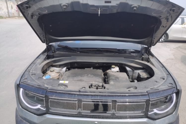 Used BAIC Off-Road BJ30 2024 1.5T Magic Electric Drive Advanced Version Engine Bay