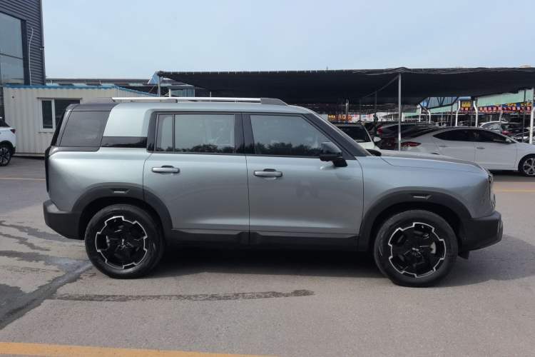 Used BAIC Off-Road BJ30 2024 1.5T Magic Electric Drive Advanced Version Exterior 2