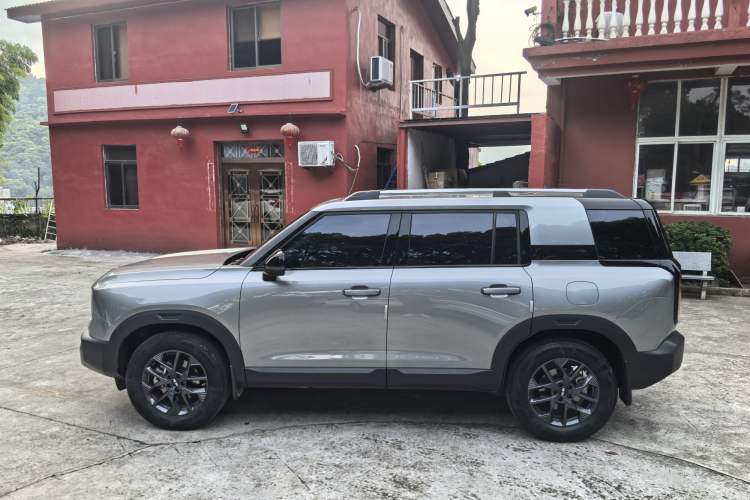 Used BAIC Off-Road BJ30 2024 1.5T Light Wilderness Air Edition Exterior 5