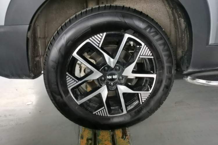 Used BAIC Off-Road BJ30 2024 1.5T Magic Electric Drive Standard Edition Exterior 5