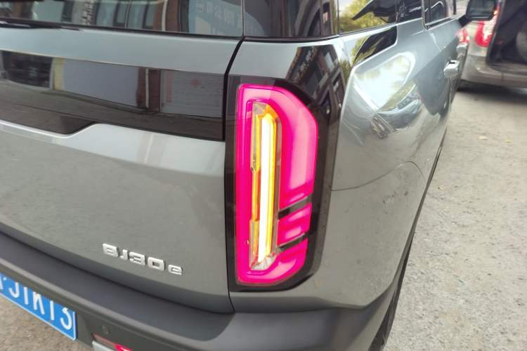 Used BAIC Off-Road BJ30 2024 1.5T Magic Electric Drive Advanced Version Exterior 6