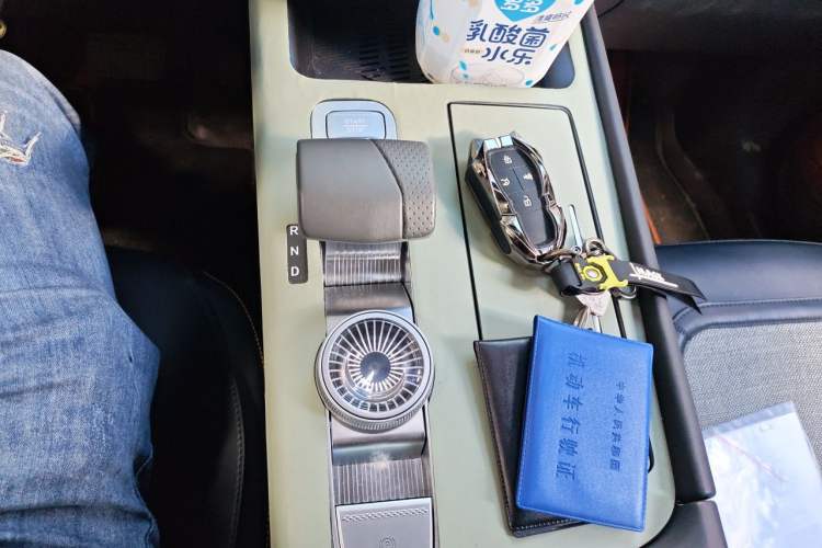 Used BAIC Off-Road BJ30 2024 1.5T Light Wilderness Pro Edition Gear Lever