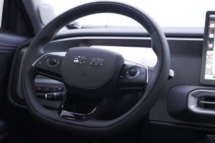Used BAIC Off-Road BJ30 2024 1.5T Magic Electric Drive Advanced Version Interior 1