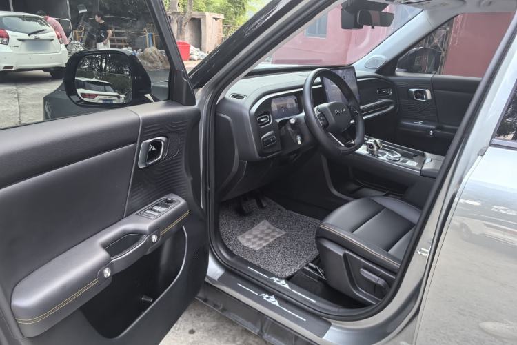 Used BAIC Off-Road BJ30 2024 1.5T Light Wilderness Air Edition Interior 1