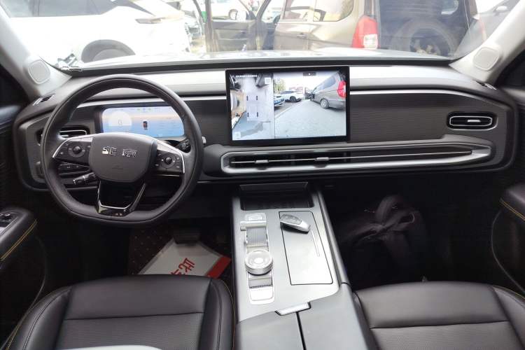 Used BAIC Off-Road BJ30 2024 1.5T Magic Electric Drive Advanced Version Interior 2