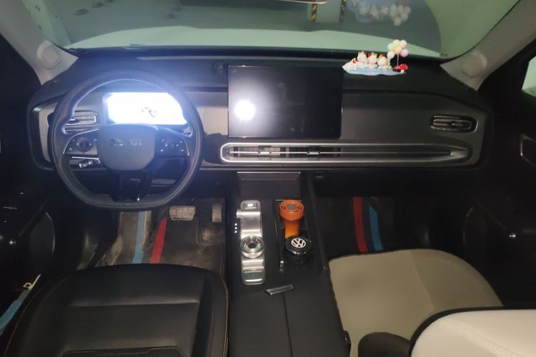 Used BAIC Off-Road BJ30 2024 1.5T Magic Electric Drive Advanced Version Interior 2