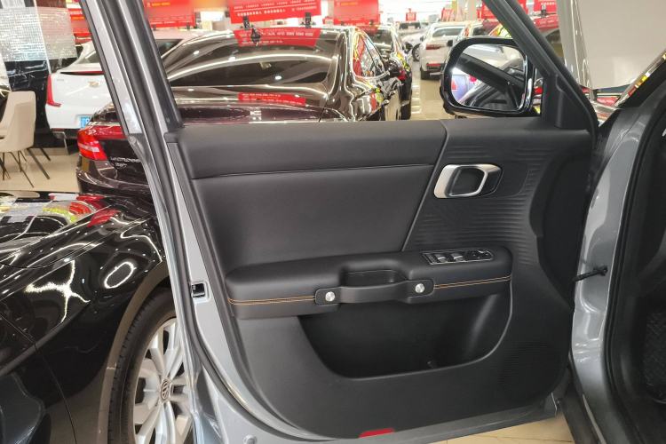 Used BAIC Off-Road BJ30 2024 1.5T Magic Electric Drive Advanced Version Interior 7