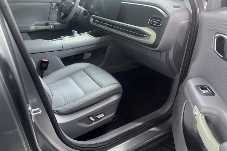 Used BAIC Off-Road BJ30 2024 1.5T Magic Electric Drive Advanced Version Interior 7