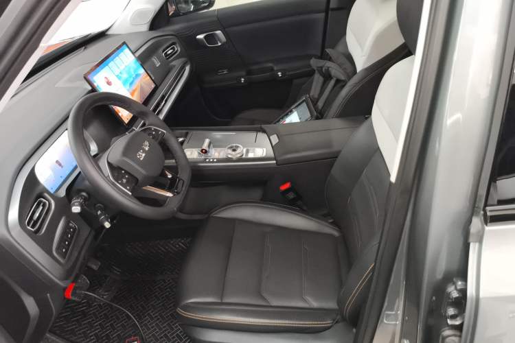 Used BAIC Off-Road BJ30 2024 1.5T Magic Electric Drive Advanced Version Left Front Seat