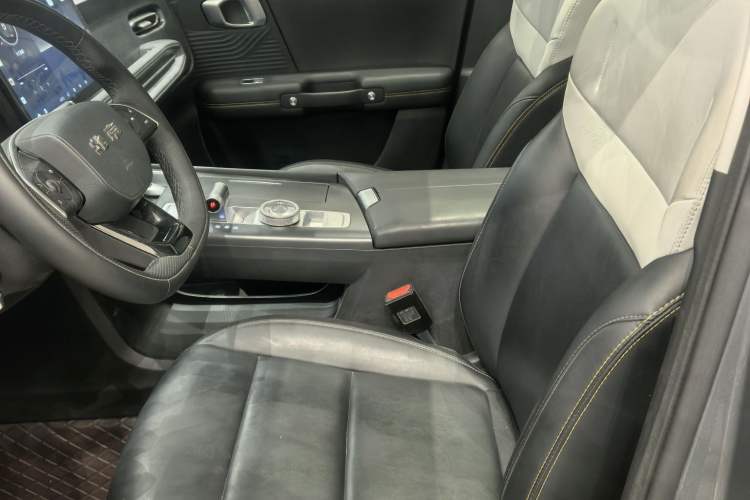 Used BAIC Off-Road BJ30 2024 1.5T Light Wilderness Pro Edition Left Front Seat