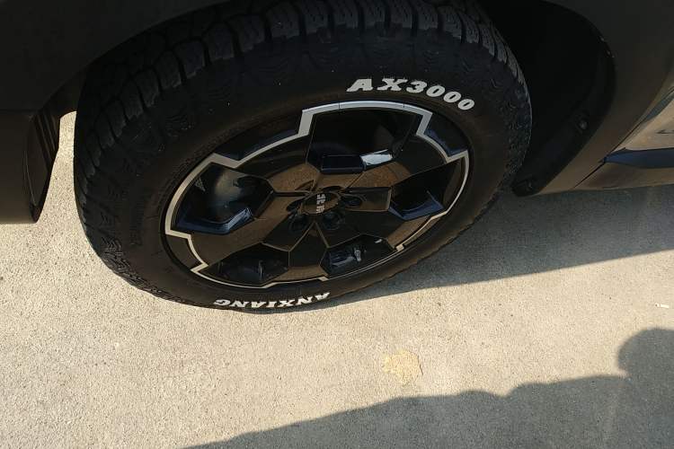 Used BAIC Off-Road BJ30 2024 1.5T Magic Electric Drive Advanced Version Left Front Wheel Hub
