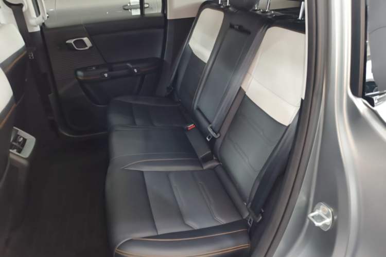 Used BAIC Off-Road BJ30 2024 1.5T Magic Electric Drive Advanced Version Left Rear Seat