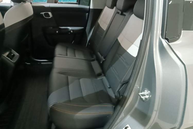 Used BAIC Off-Road BJ30 2024 1.5T Magic Electric Drive Advanced Version Left Rear Seat