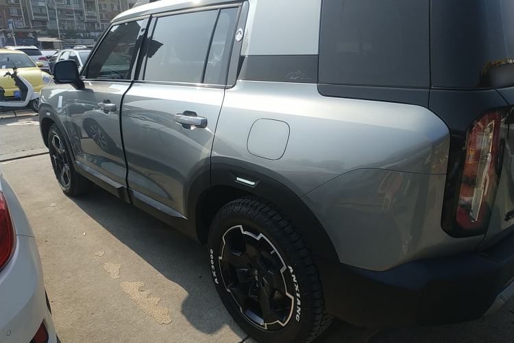 Used BAIC Off-Road BJ30 2024 1.5T Magic Electric Drive Advanced Version Left Side