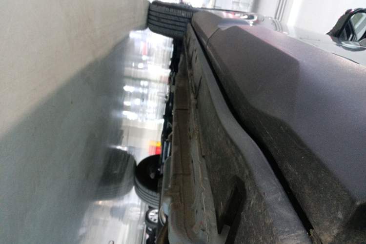 Used BAIC Off-Road BJ30 2024 1.5T Light Wilderness Pro Edition Left Side Sill