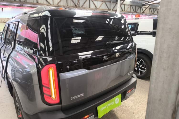 Used BAIC Off-Road BJ30 2024 1.5T Magic Electric Drive Advanced Version Rear