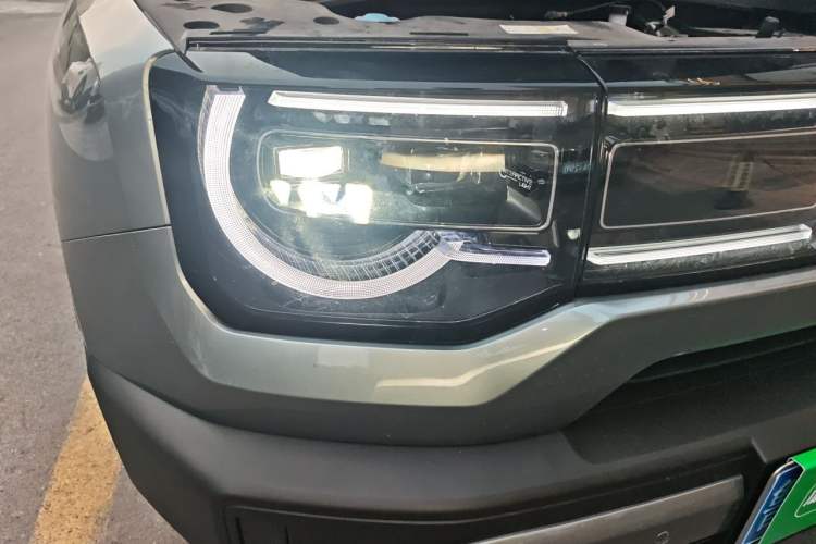 Used BAIC Off-Road BJ30 2024 1.5T Light Wilderness Pro Edition Right Front Headlight