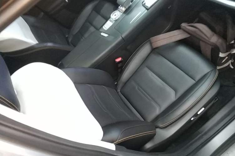 Used BAIC Off-Road BJ30 2024 1.5T Light Wilderness Pro Edition Right Front Seat