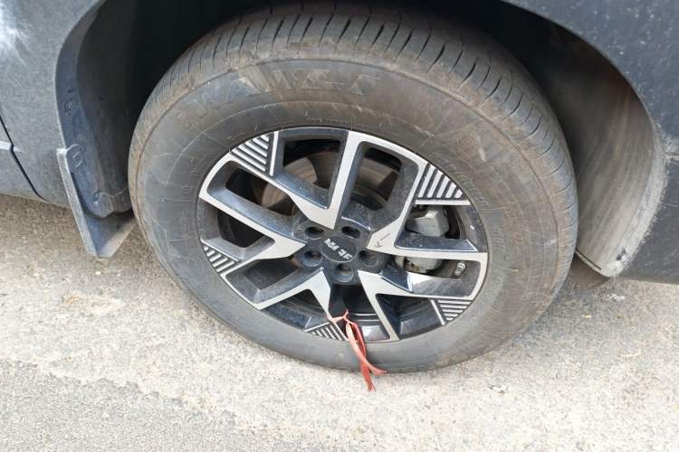 Used BAIC Off-Road BJ30 2024 1.5T Light Wilderness Pro Edition Right Front Wheel Hub