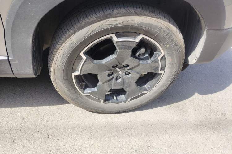 Used BAIC Off-Road BJ30 2024 1.5T Magic Electric Drive Advanced Version Right Front Wheel Hub