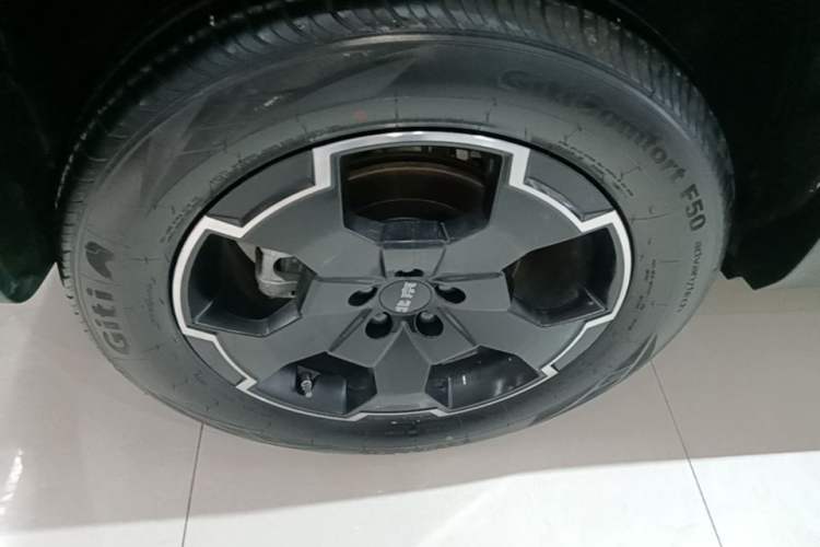 Used BAIC Off-Road BJ30 2024 1.5T Magic Electric Drive Advanced Version Right Rear Wheel Hub