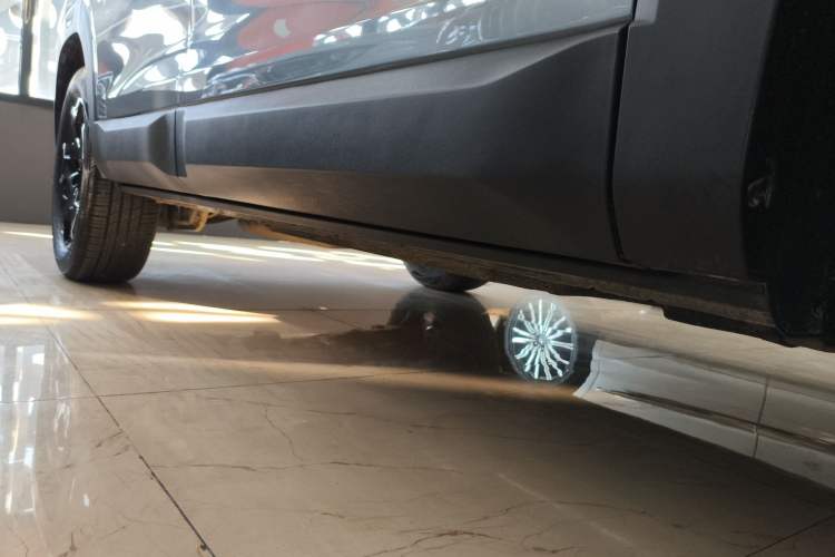 Used BAIC Off-Road BJ30 2024 1.5T Magic Electric Drive Advanced Version Right Side Sill