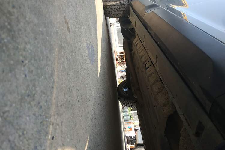 Used BAIC Off-Road BJ30 2024 1.5T Magic Electric Drive Advanced Version Right Side Sill