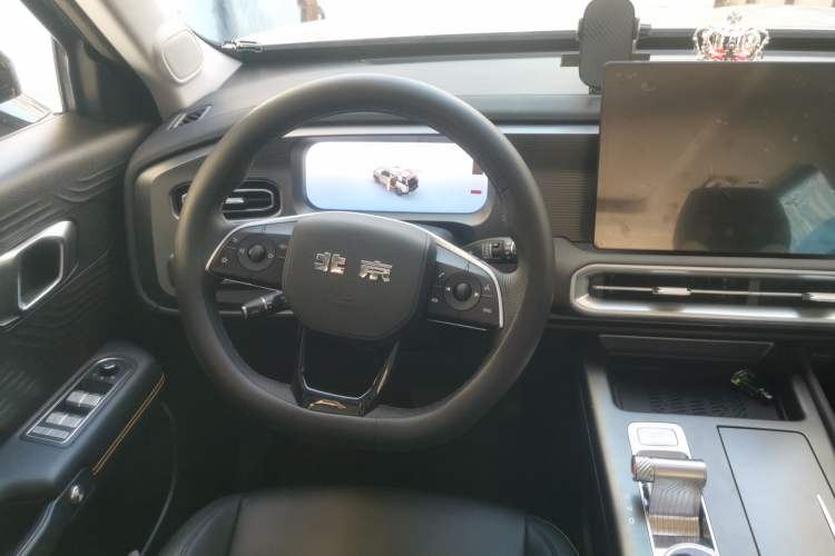 Used BAIC Off-Road BJ30 2024 1.5T Light Wilderness Pro Edition Steering Wheel