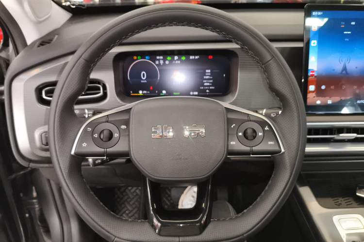 Used BAIC Off-Road BJ30 2024 1.5T Magic Electric Drive Advanced Version Steering Wheel