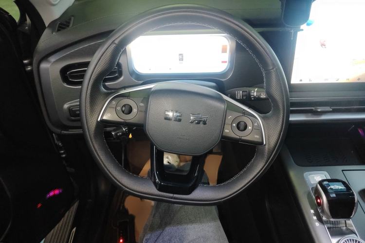 Used BAIC Off-Road BJ30 2024 1.5T Magic Electric Drive Advanced Version Steering Wheel