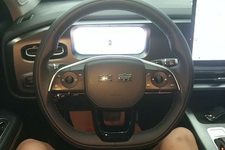 Used BAIC Off-Road BJ30 2024 1.5T Light Wilderness Pro Edition Steering Wheel