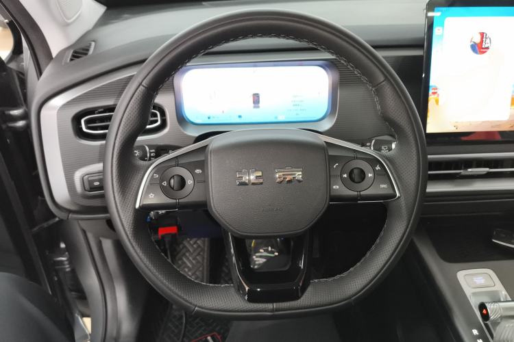 Used BAIC Off-Road BJ30 2024 1.5T Magic Electric Drive Advanced Version Steering Wheel