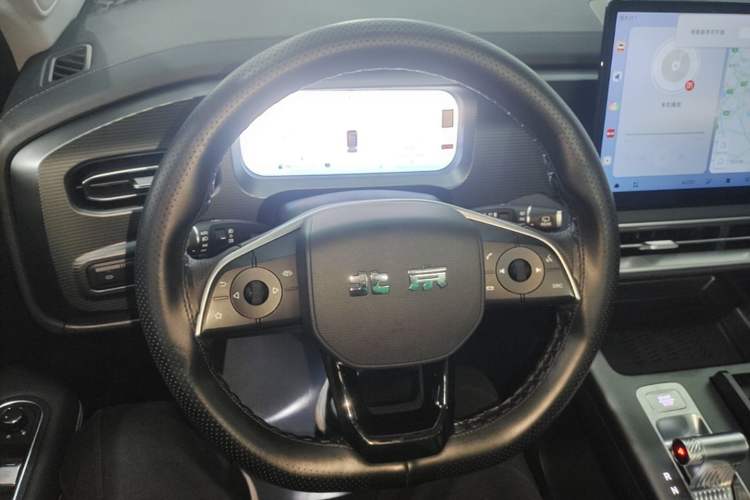 Used BAIC Off-Road BJ30 2024 1.5T Magic Electric Drive Advanced Version Steering Wheel