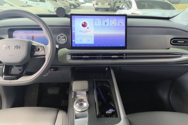 Used BAIC Off-Road BJ30 2024 1.5T Magic Electric Drive Advanced Version Audio And AC Panel