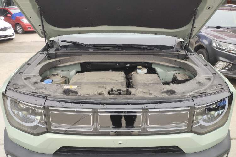 Used BAIC Off-Road BJ30 2024 1.5T Magic Electric Drive Advanced Version Engine Bay