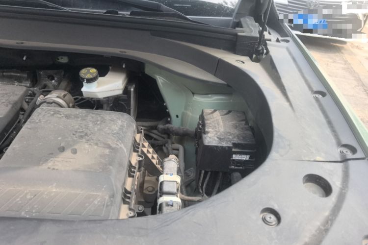 Used BAIC Off-Road BJ30 2024 1.5T Magic Electric Drive Advanced Version Engine Bay Left