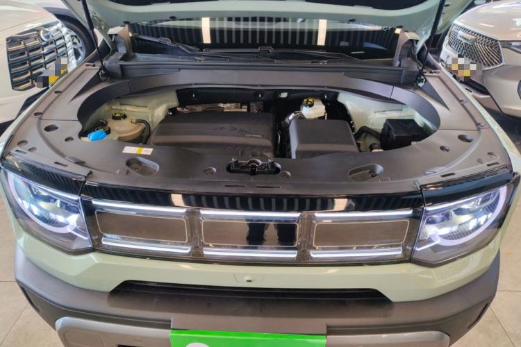 Used BAIC Off-Road BJ30 2024 1.5T Magic Electric Drive Standard Edition Engine Bay