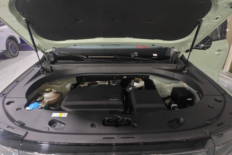 Used BAIC Off-Road BJ30 2024 1.5T Magic Electric Drive Advanced Version Engine Bay