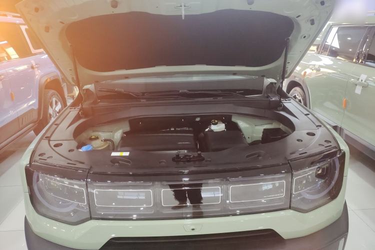 Used BAIC Off-Road BJ30 2024 1.5T Magic Electric Drive Advanced Version Engine Bay