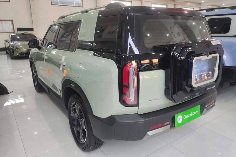 Used BAIC Off-Road BJ30 2024 1.5T Magic Electric Drive Advanced Version Exterior 3