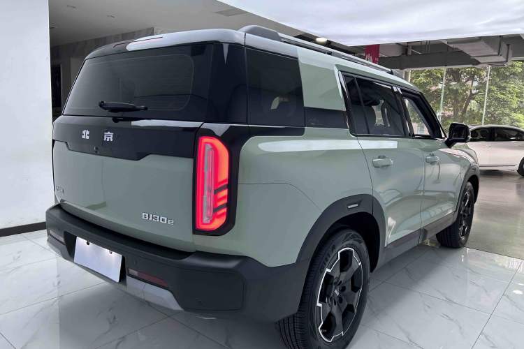 Used BAIC Off-Road BJ30 2024 1.5T Magic Electric Drive Advanced Version Exterior 6