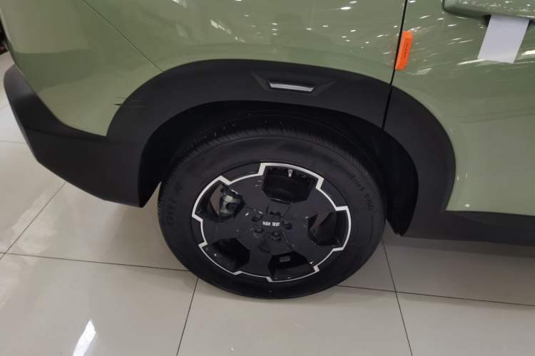 Used BAIC Off-Road BJ30 2024 1.5T Magic Electric Drive Advanced Version Exterior 8