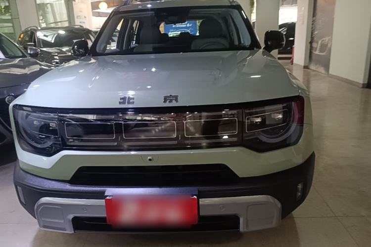 Used BAIC Off-Road BJ30 2024 1.5T Magic Electric Drive Advanced Version Front